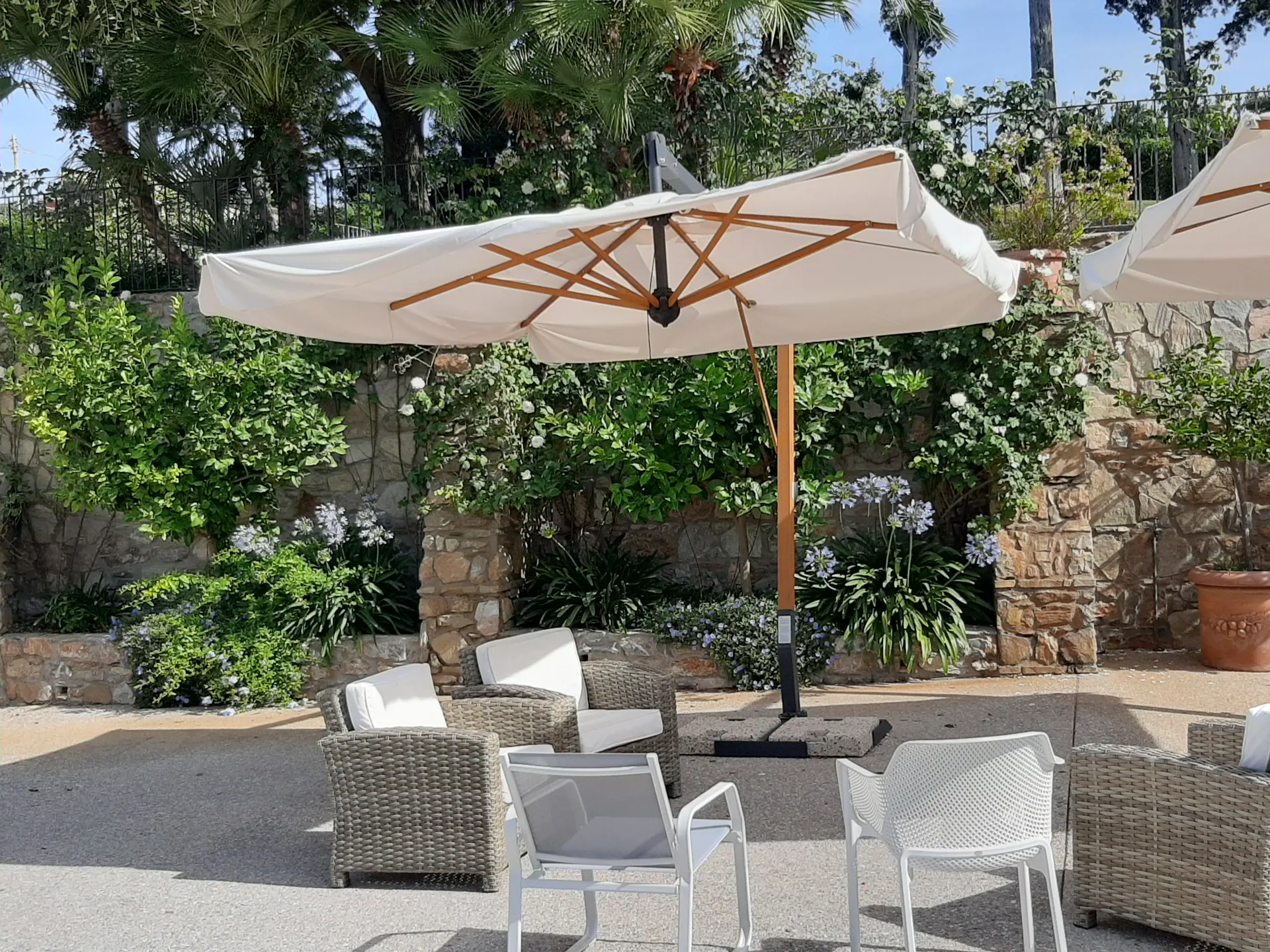 Il verde attorno alla villa